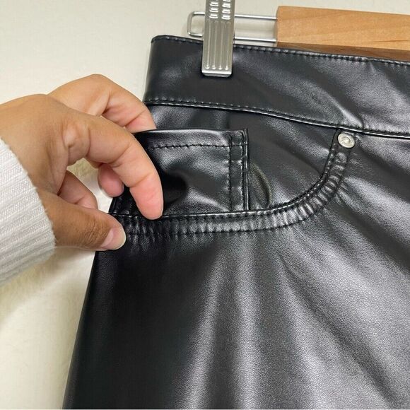 Revice Pants Size 32 Black Vegan Leather Uptown Happy Hour Straight Slit Leg - Picture 4 of 15